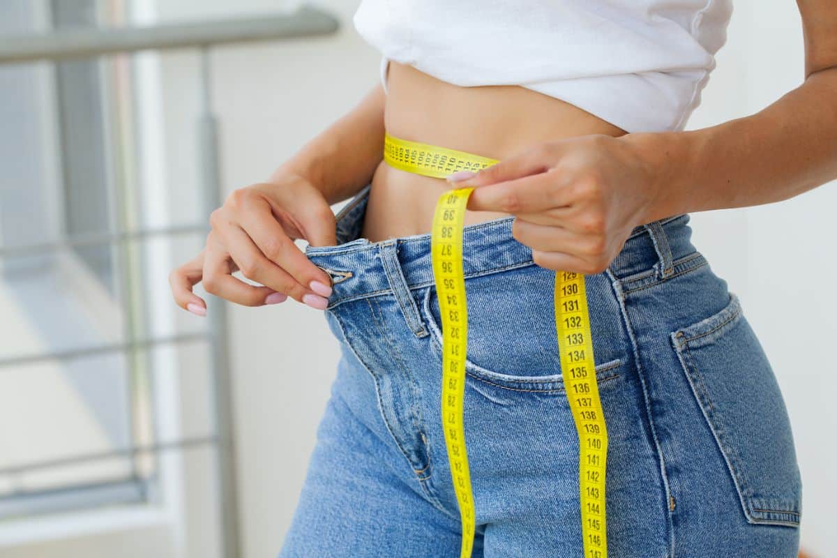 Read more about the article Can Losing Weight Make You Taller?